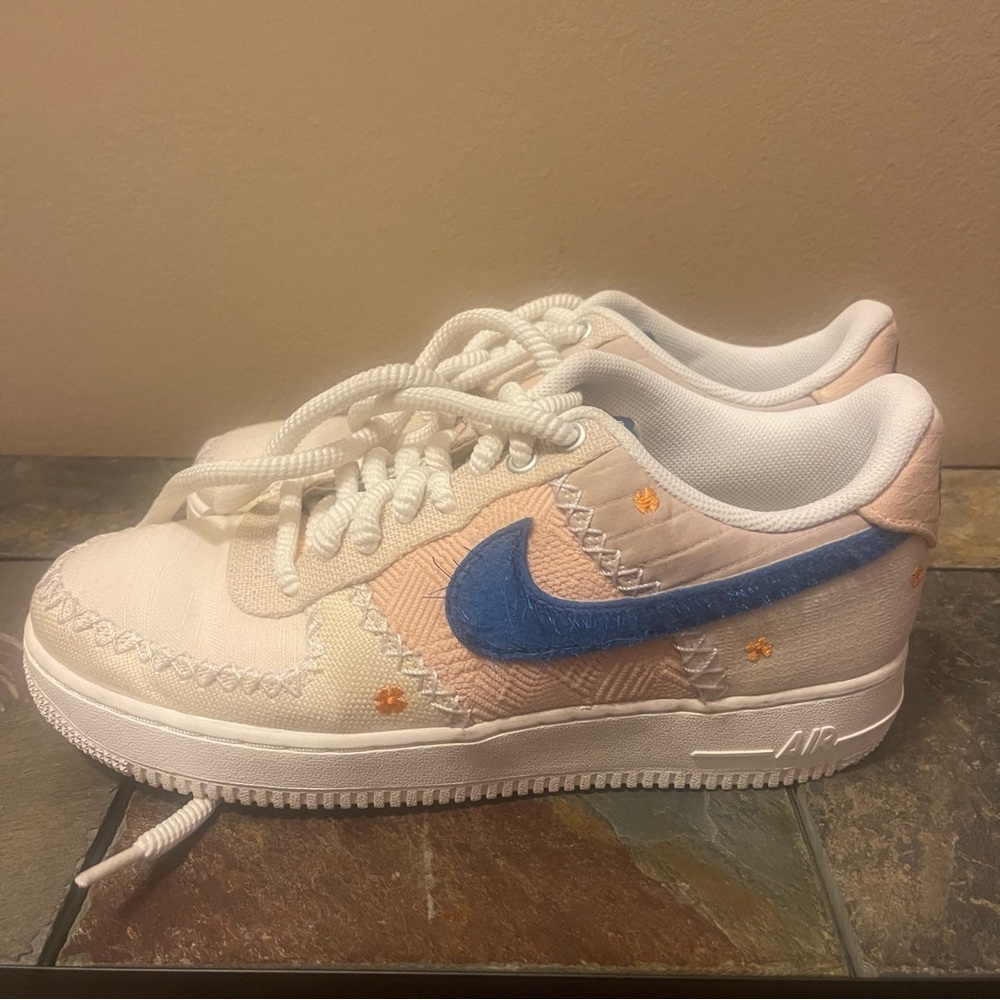 Women’s Nike Air Force One Low ‘07 Premium “LA Flea” 40th Anniversary Edition - Picture 2 of 6